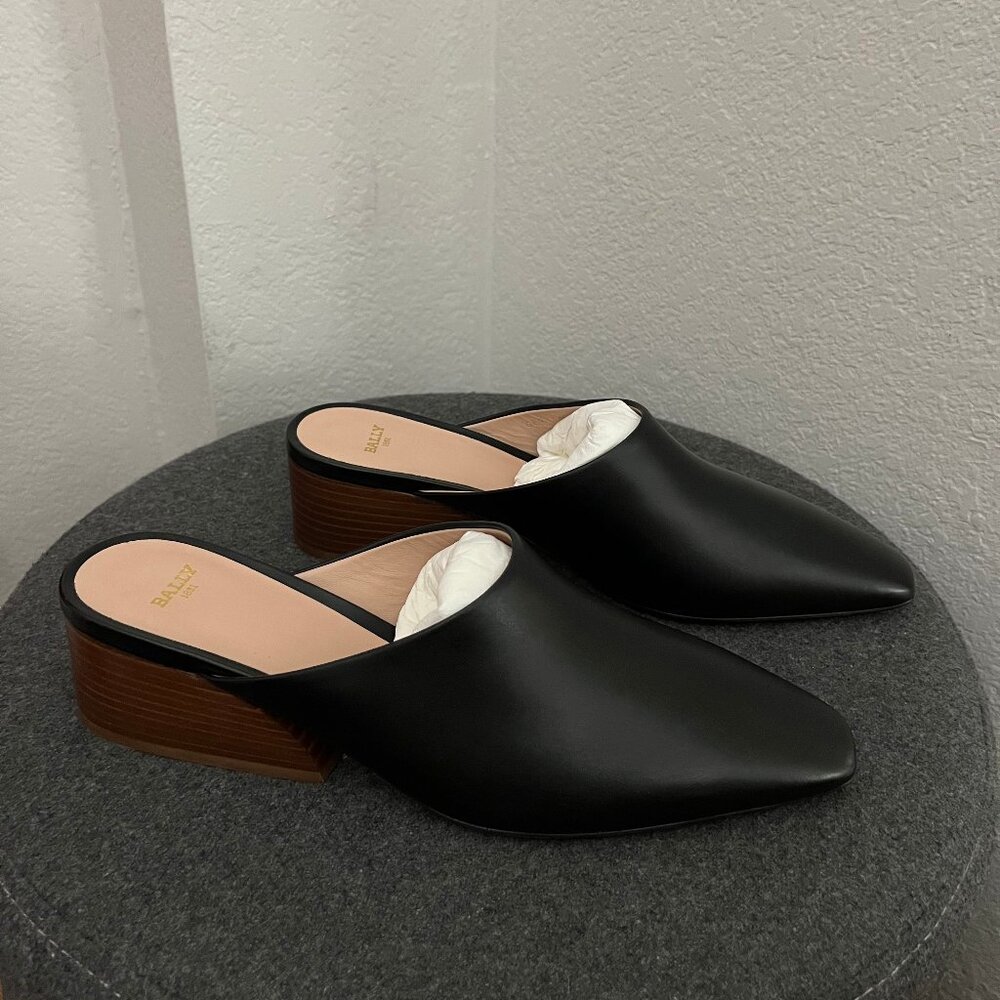 Bally Genny heels (size US 7.5)